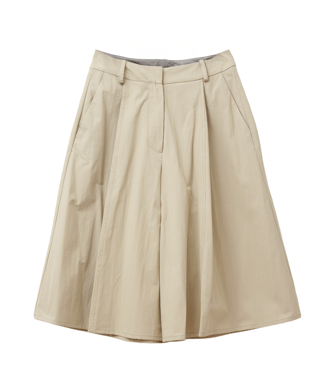 ALYSIのコットンポリウレタン バミューダショーツWomen’s